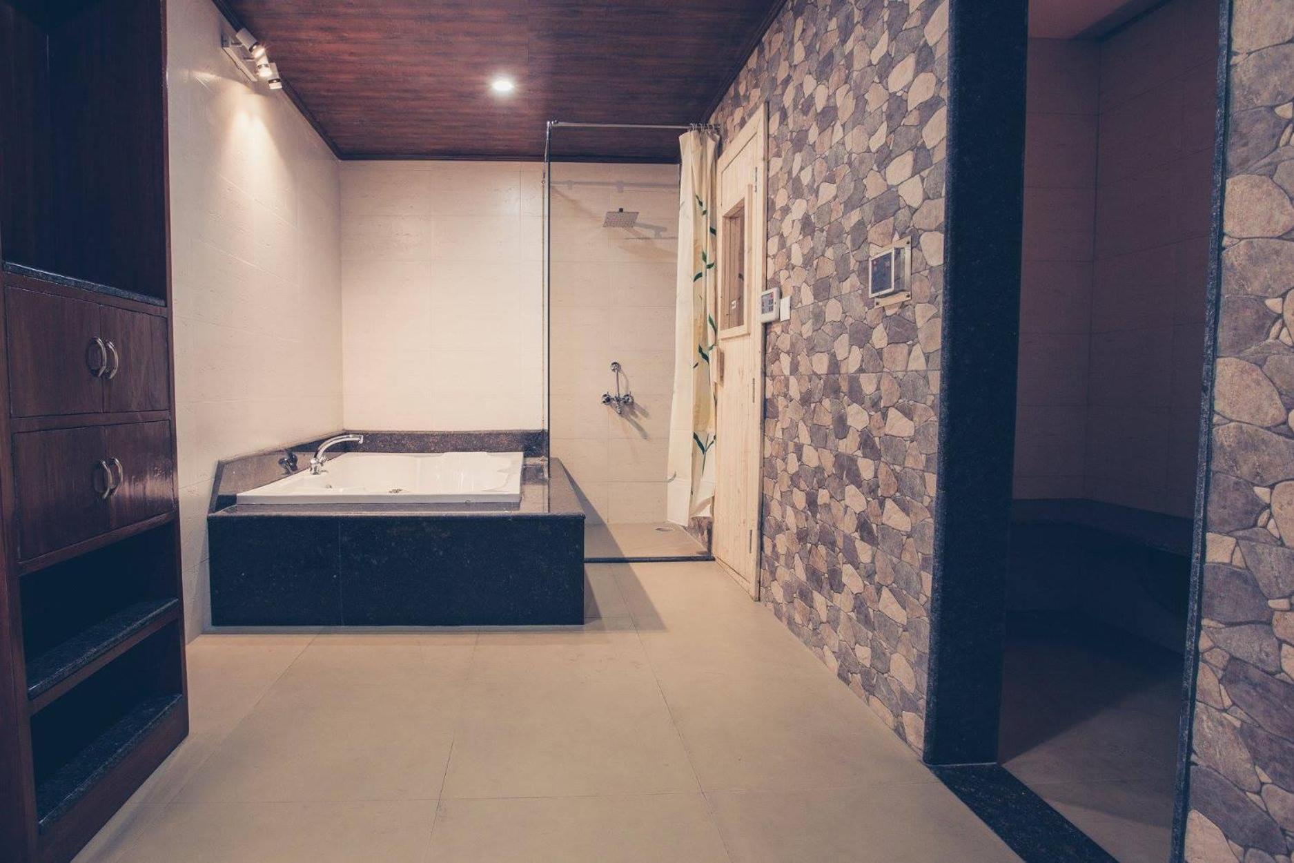 לנסדאון Blue Pine Resort מראה חיצוני תמונה